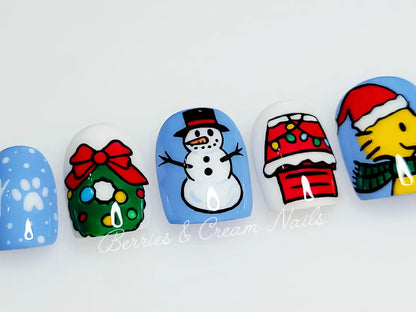 Christmas Snoopy Nails