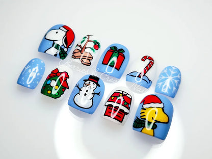 Christmas Snoopy Nails