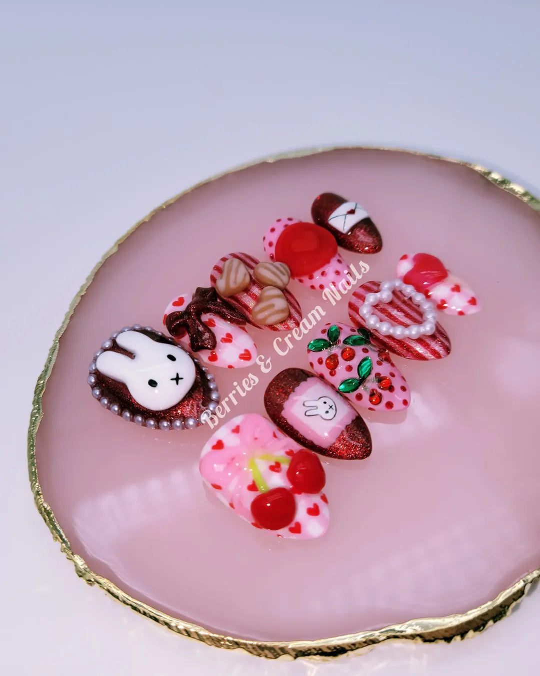 Valentine's Day Miffy Nails